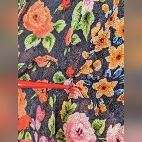 Yumi Kim Romper Floral - Picture 14 of 16